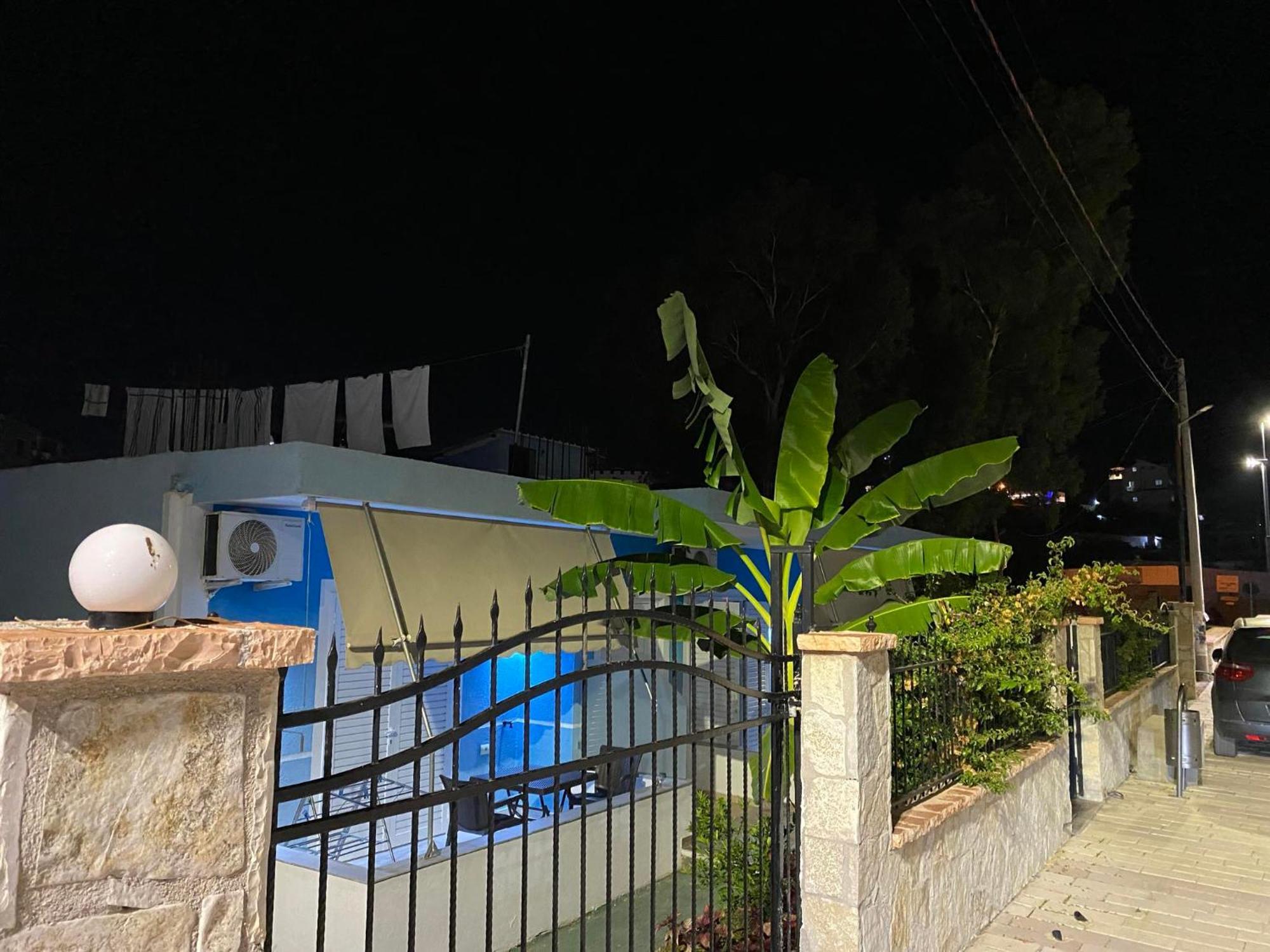 Elton Tafa Guesthouse Ksamil Exterior photo